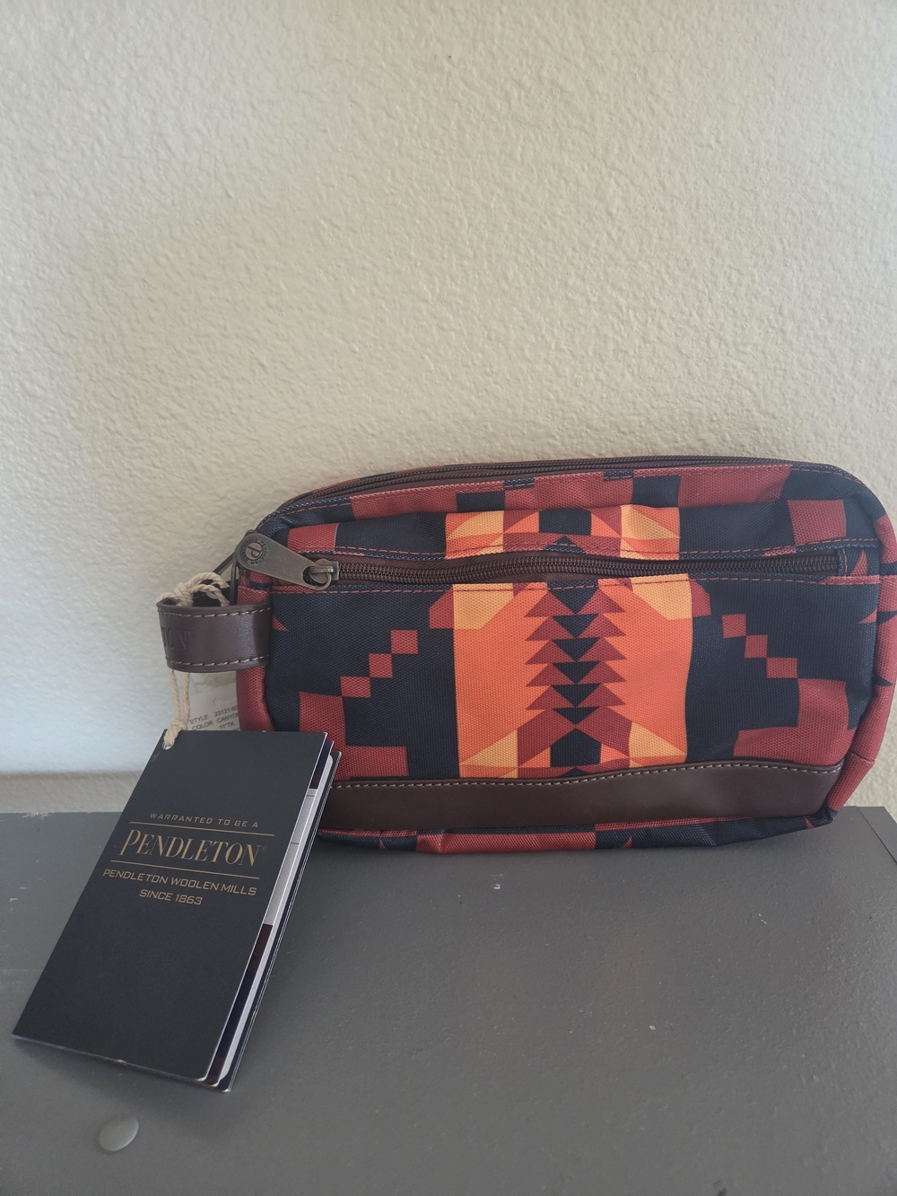 NWT Pendleton Spider Rock Toiletry Bag